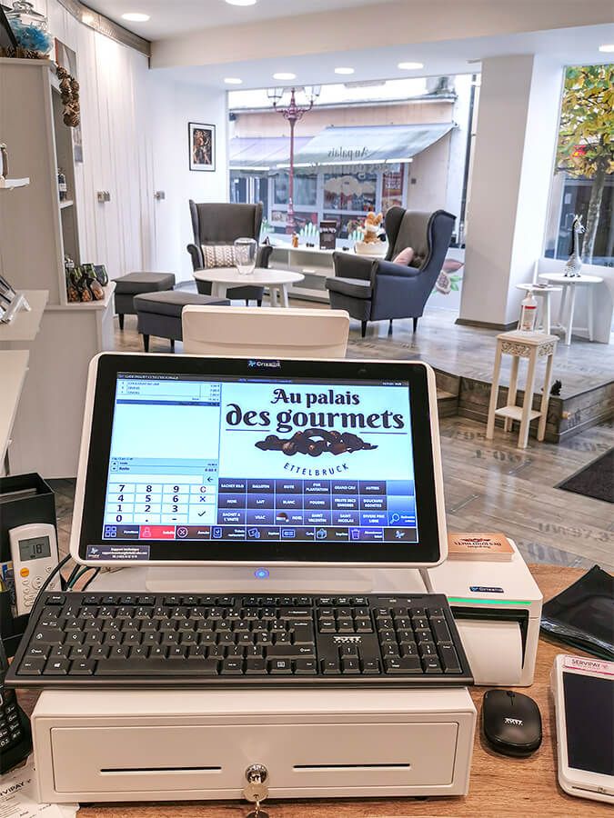 Installation caisse enregistreuse chocolaterie Palais des Gourmets