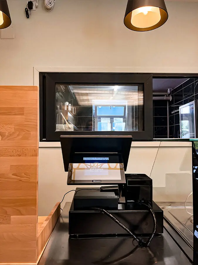 Installation caisse enregistreuse restaurant l'Ottoman