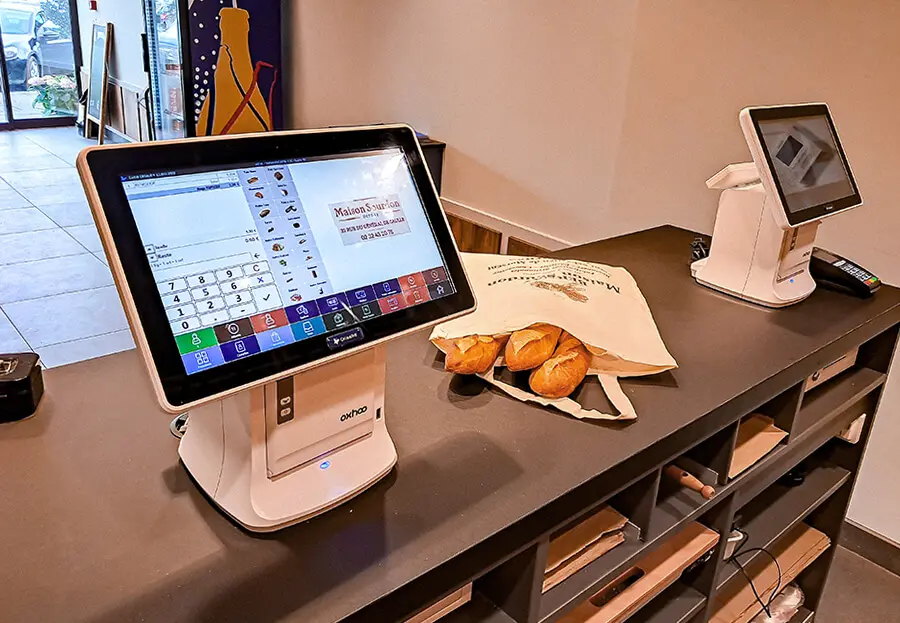 Installation caisse enregistreuse boulangerie Maison Sourdon