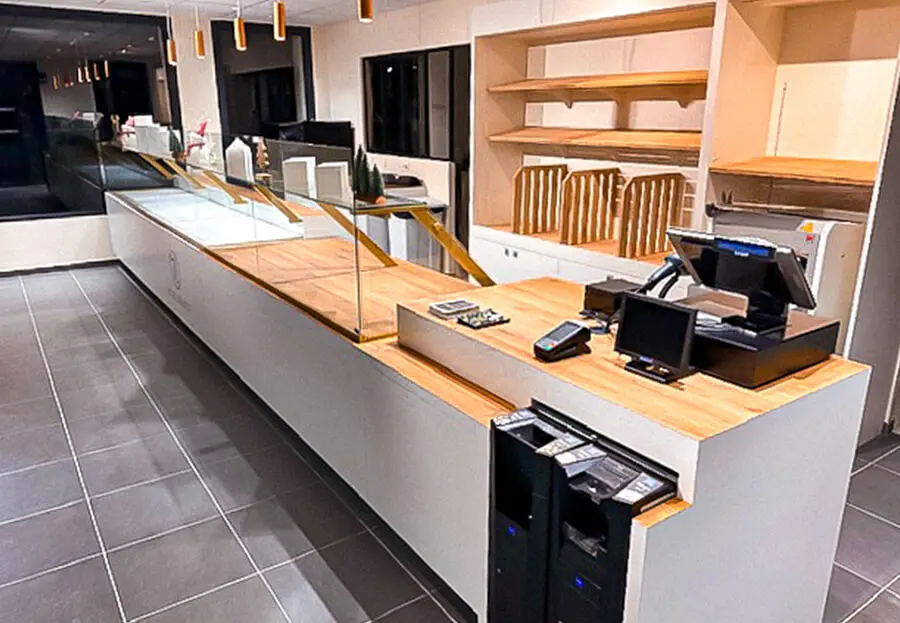 Installation caisse enregistreuse boulangerie pâtisserie Julien Longatte